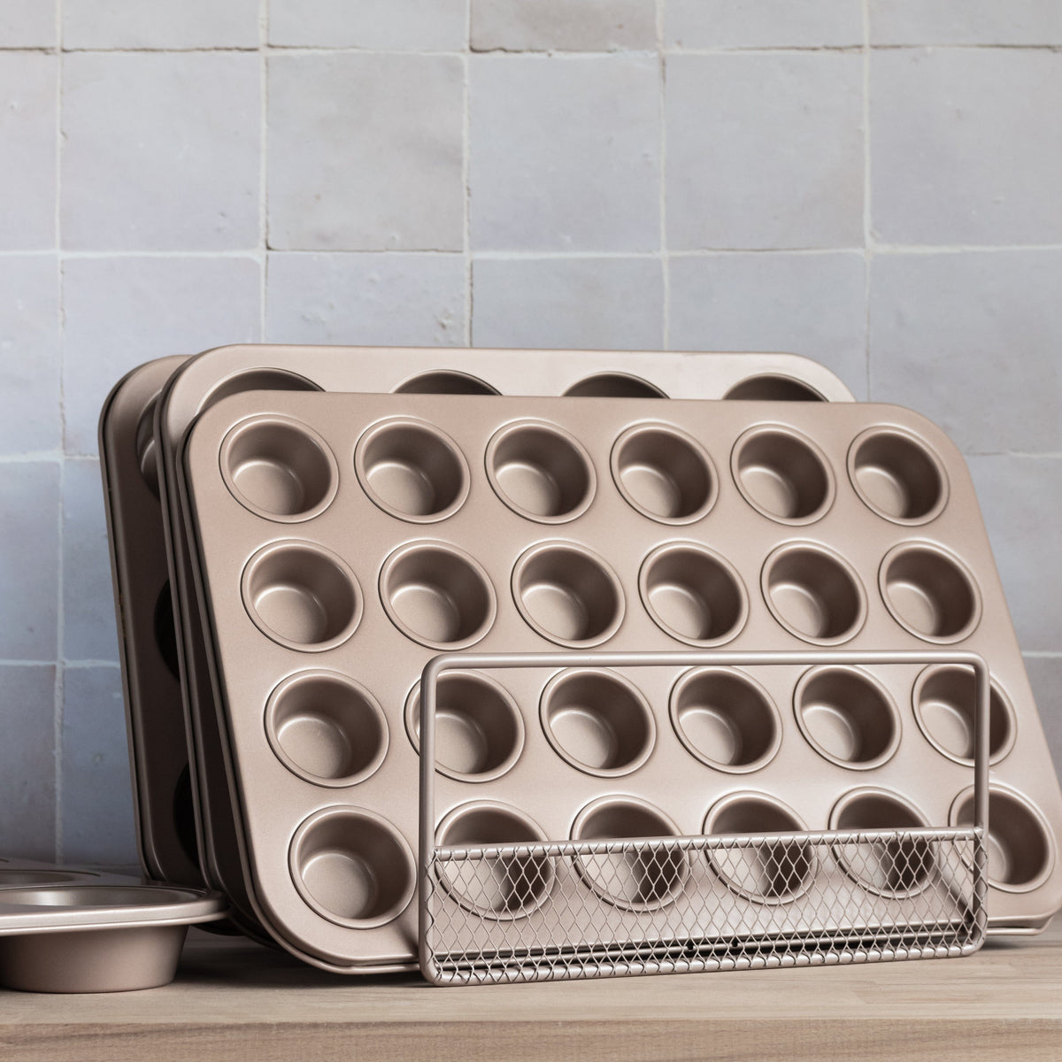 Rose Gold Baking Tray + Chopping Board Rack - Kitchen Organiser