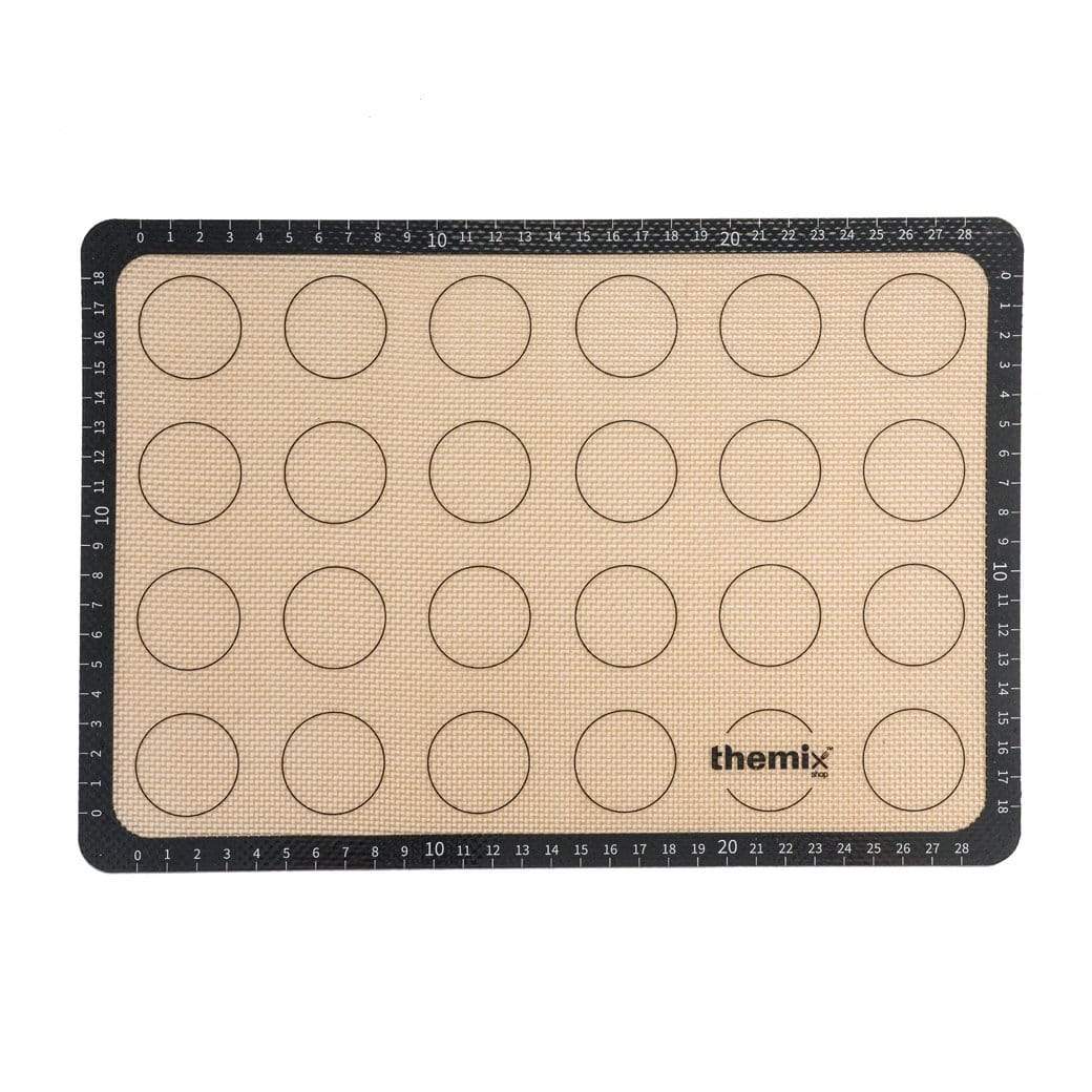 Medium Oven Tray, Rack + Liner Set Shop Baking Sets