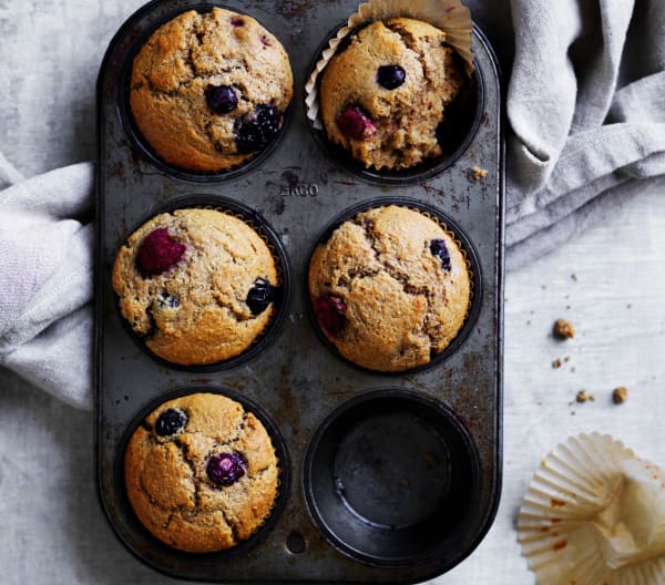 Basic berry muffins