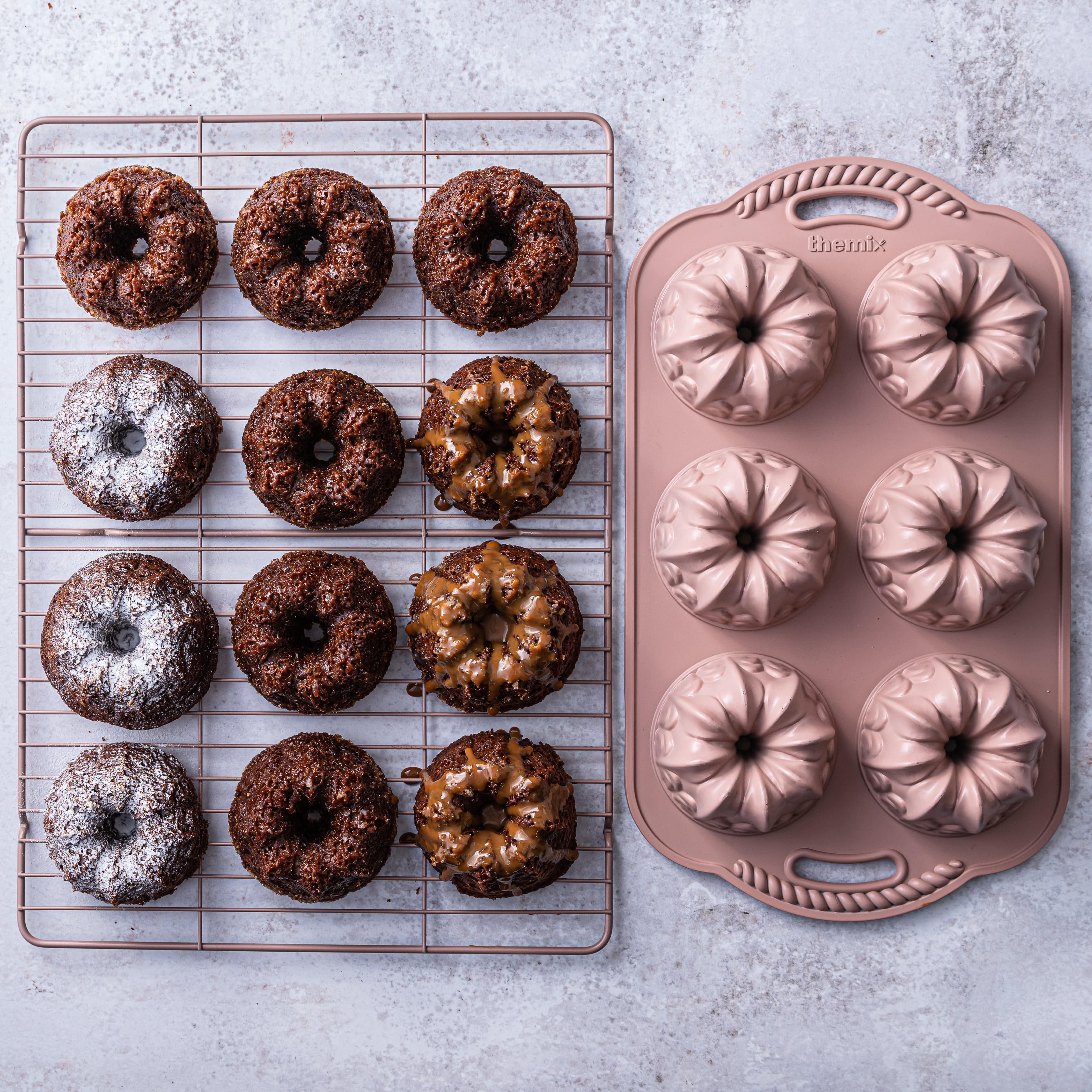 Bundt Cake Rose Gold Cake Tin Round Cake Tin Rose Baking Pan Round Cake Tin Spotlight Baking Tray Rose  Gold Bundt Pan